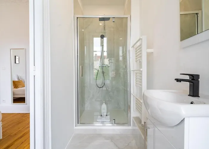 Le Chic De Medreville *