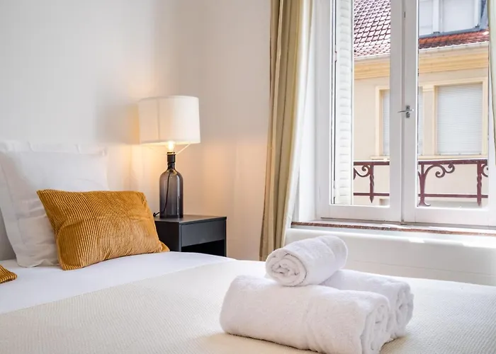 Le Chic De Medreville * Apartment *